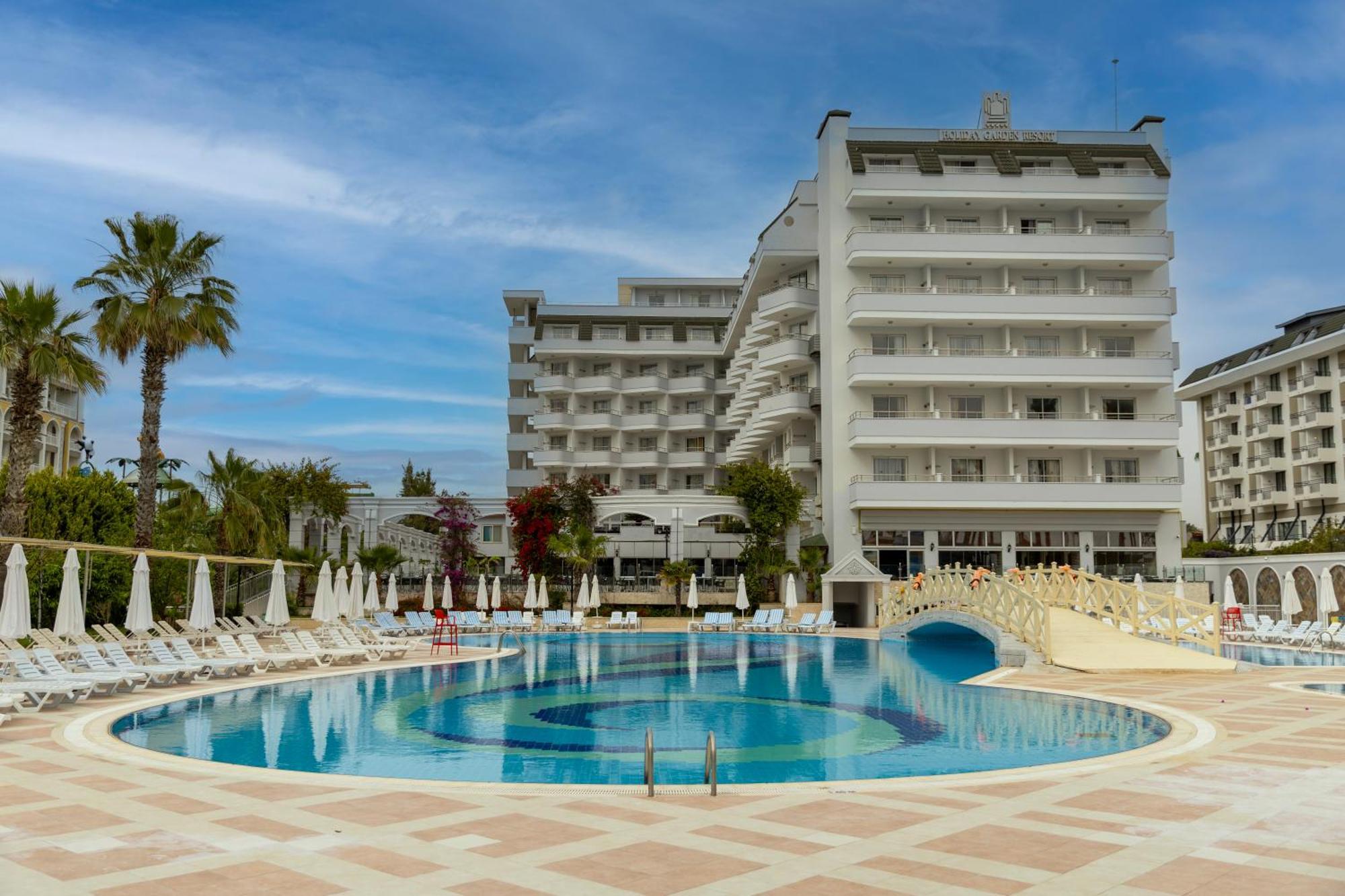 Holiday Garden Resort Okurcalar Exterior foto
